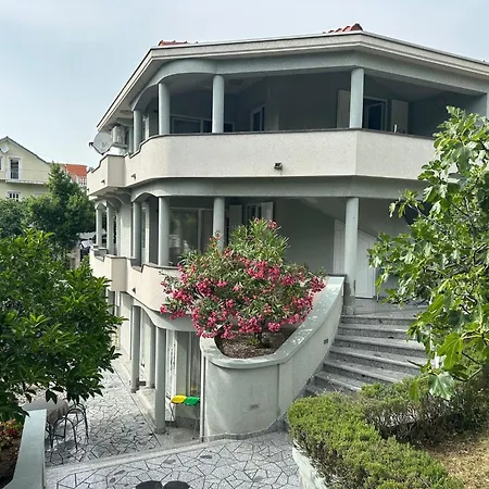 Jasna Apartament *